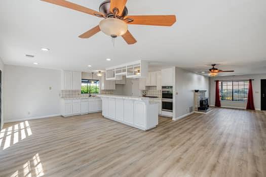 Detail Gallery Image 10 of 30 For 16265 Lyle St, Castro Valley,  CA 94578 - 5 Beds | 2 Baths