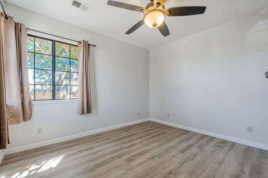 Detail Gallery Image 12 of 30 For 16265 Lyle St, Castro Valley,  CA 94578 - 5 Beds | 2 Baths