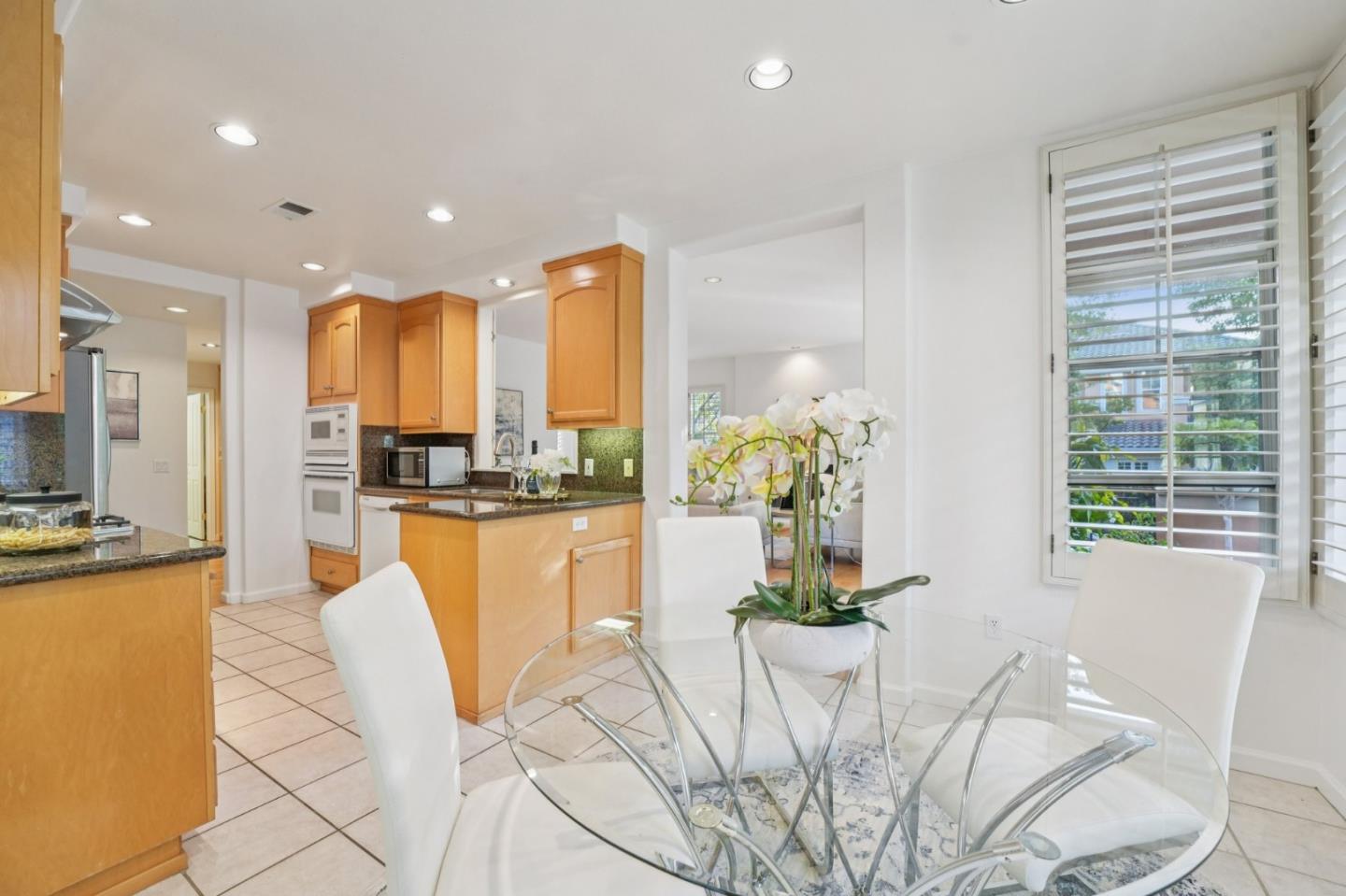 Detail Gallery Image 15 of 61 For 2245 Silver Blossom Ct, San Jose,  CA 95138 - 2 Beds | 2 Baths