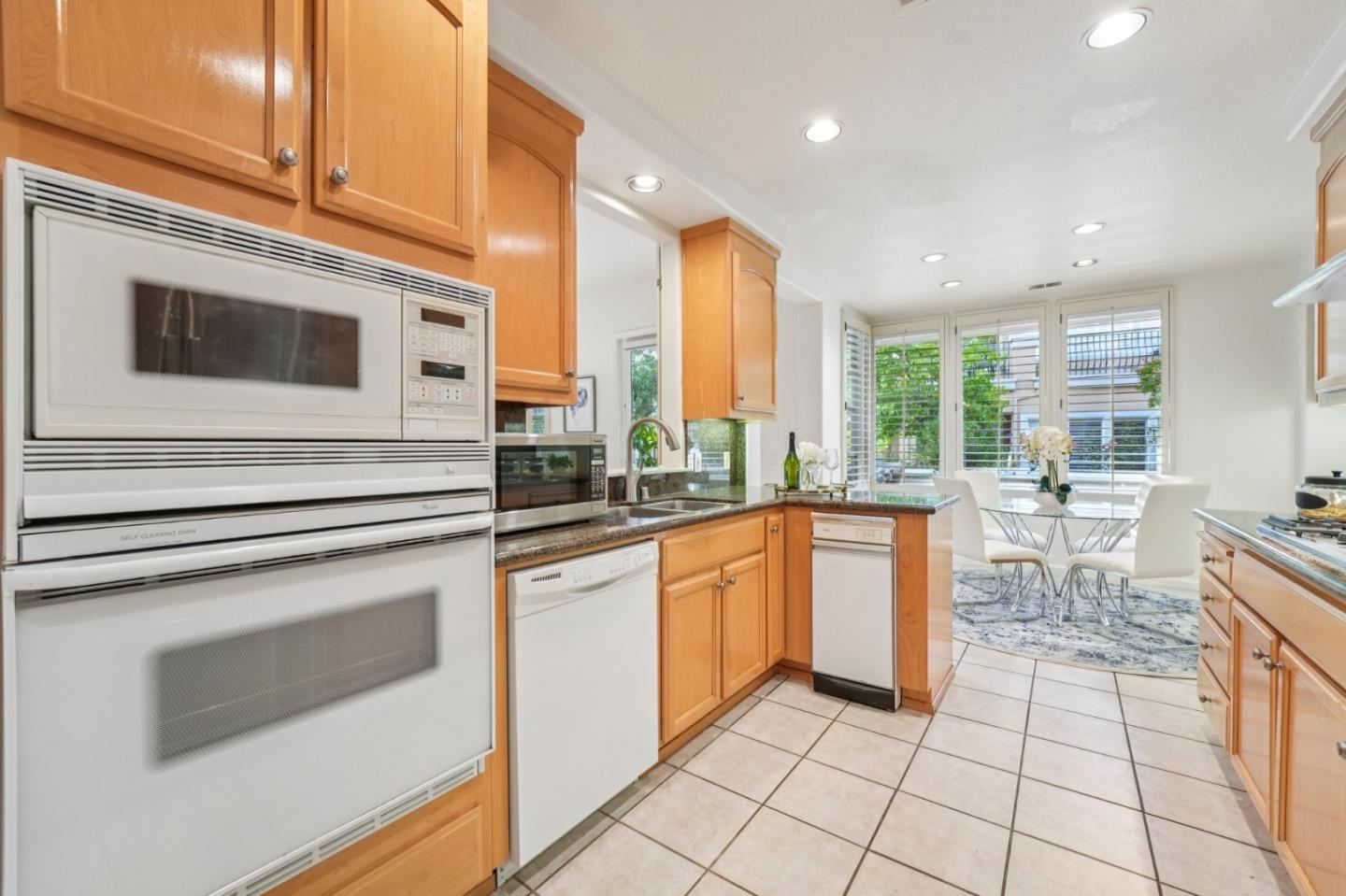 Detail Gallery Image 17 of 61 For 2245 Silver Blossom Ct, San Jose,  CA 95138 - 2 Beds | 2 Baths