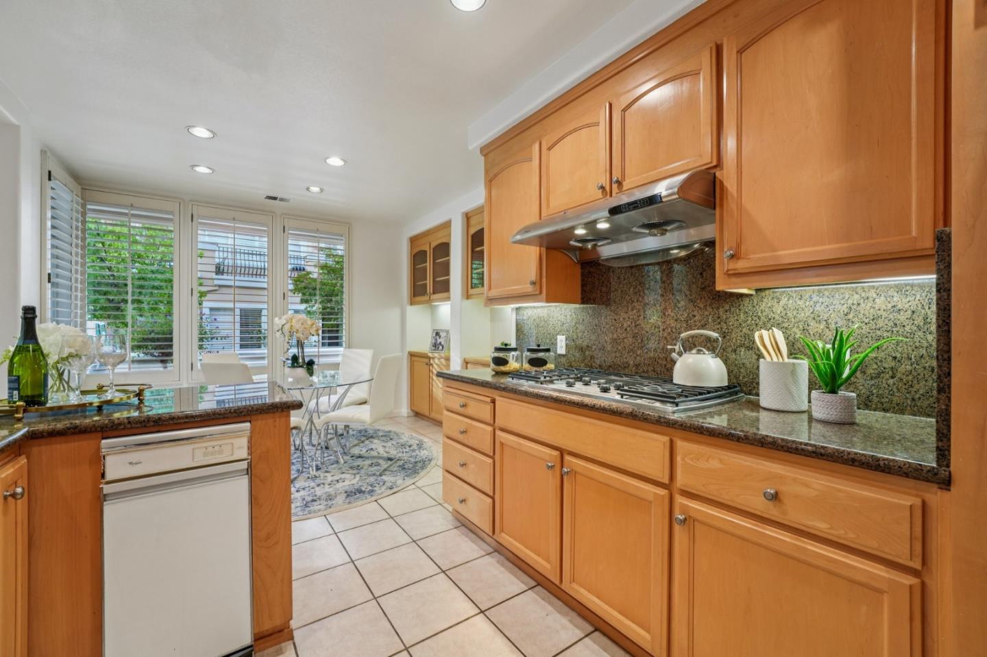 Detail Gallery Image 18 of 61 For 2245 Silver Blossom Ct, San Jose,  CA 95138 - 2 Beds | 2 Baths