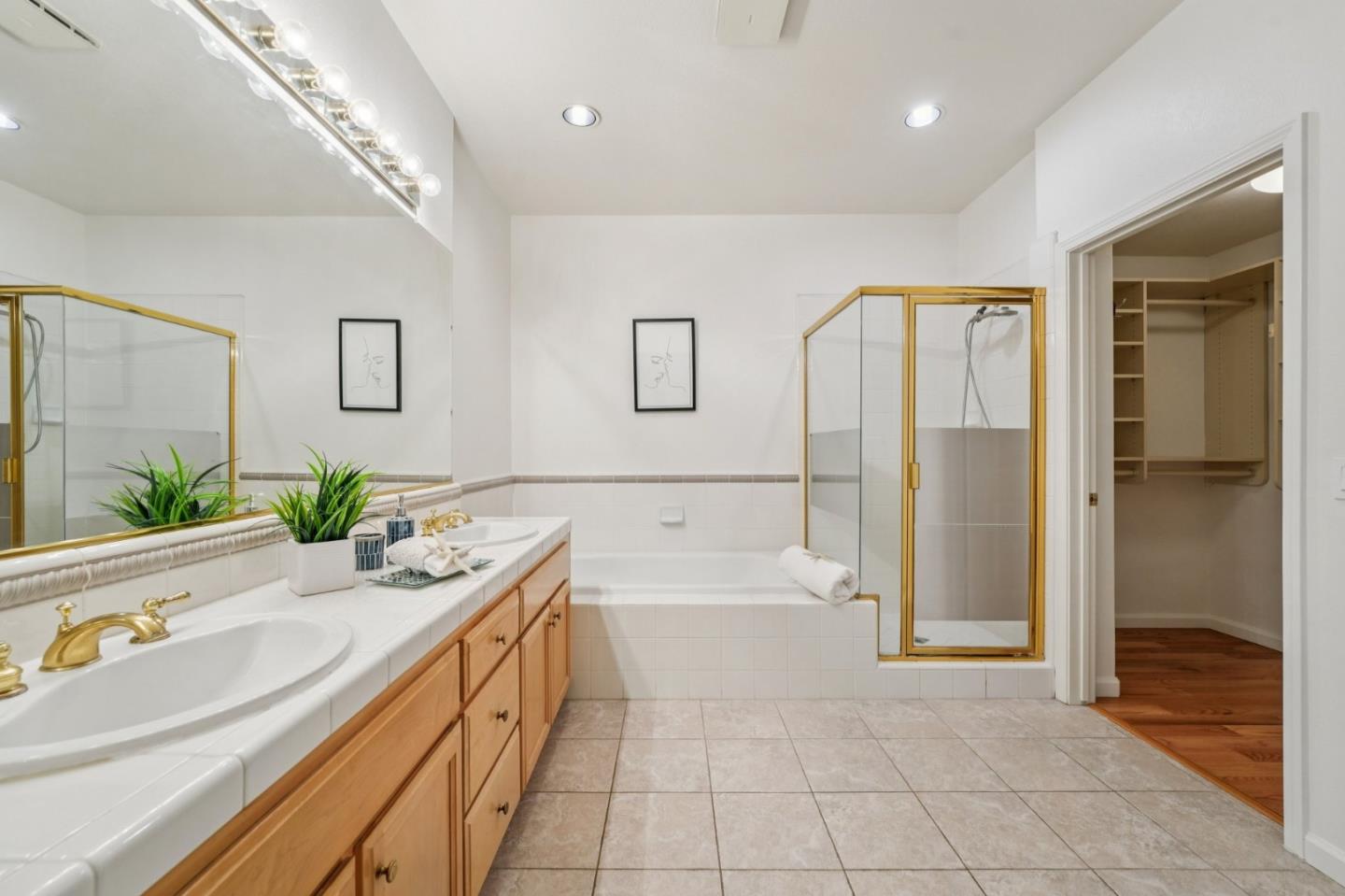 Detail Gallery Image 29 of 61 For 2245 Silver Blossom Ct, San Jose,  CA 95138 - 2 Beds | 2 Baths