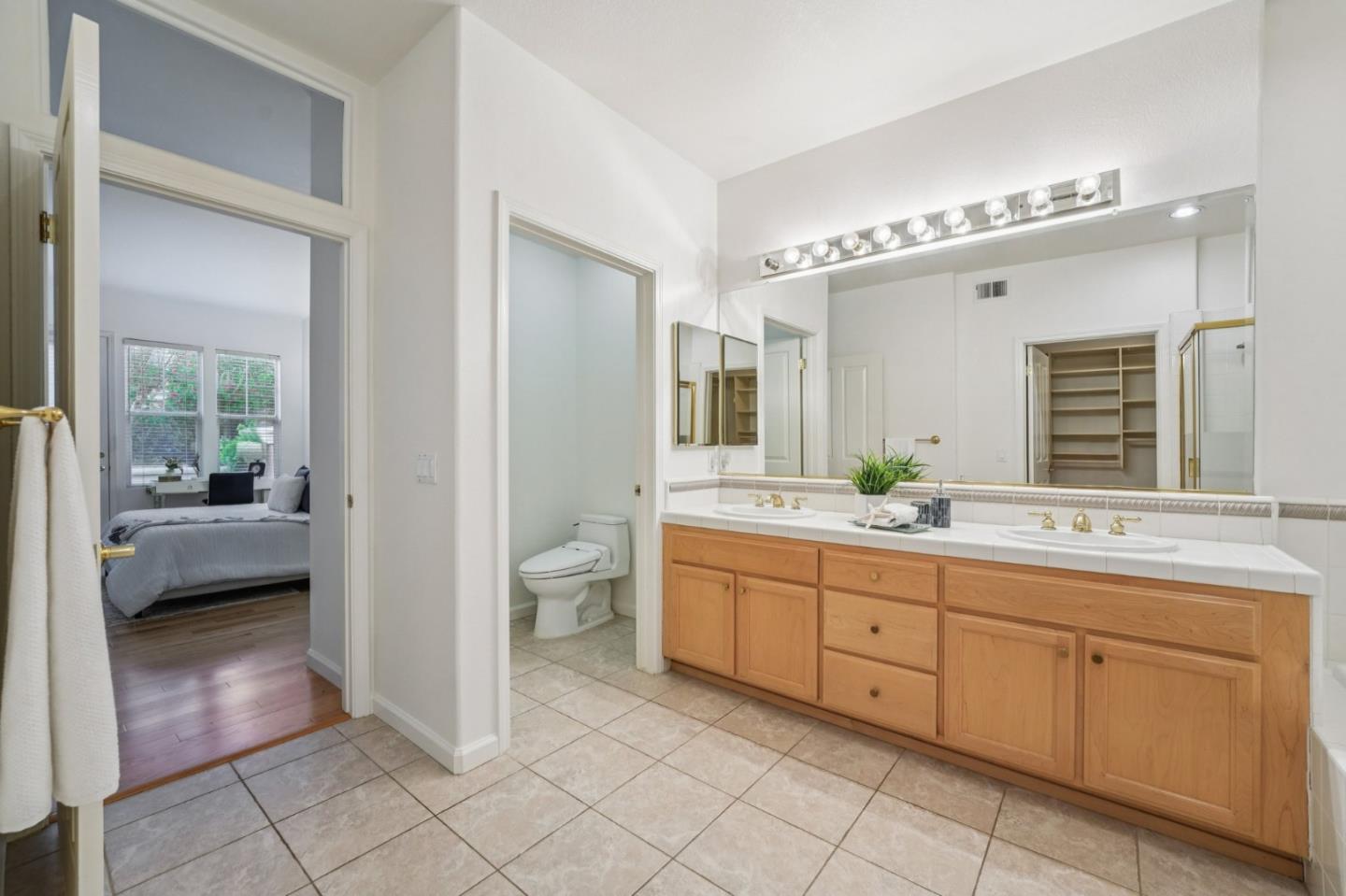 Detail Gallery Image 30 of 61 For 2245 Silver Blossom Ct, San Jose,  CA 95138 - 2 Beds | 2 Baths