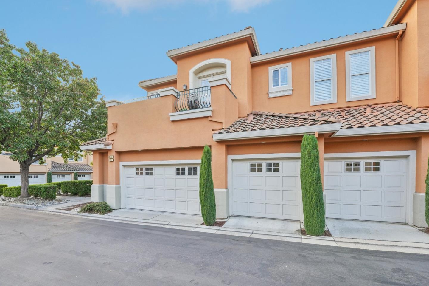 Detail Gallery Image 49 of 61 For 2245 Silver Blossom Ct, San Jose,  CA 95138 - 2 Beds | 2 Baths