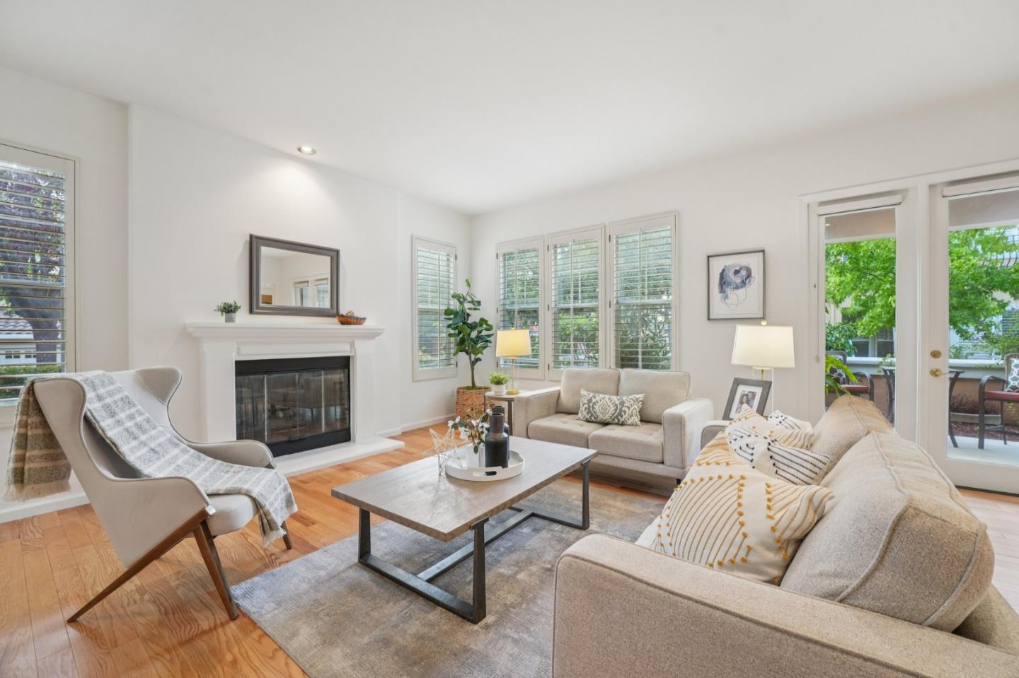 Detail Gallery Image 6 of 61 For 2245 Silver Blossom Ct, San Jose,  CA 95138 - 2 Beds | 2 Baths