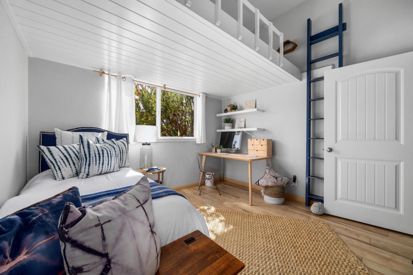 Detail Gallery Image 24 of 48 For 1203 Andrew Ln, Santa Cruz,  CA 95062 - 2 Beds | 2 Baths