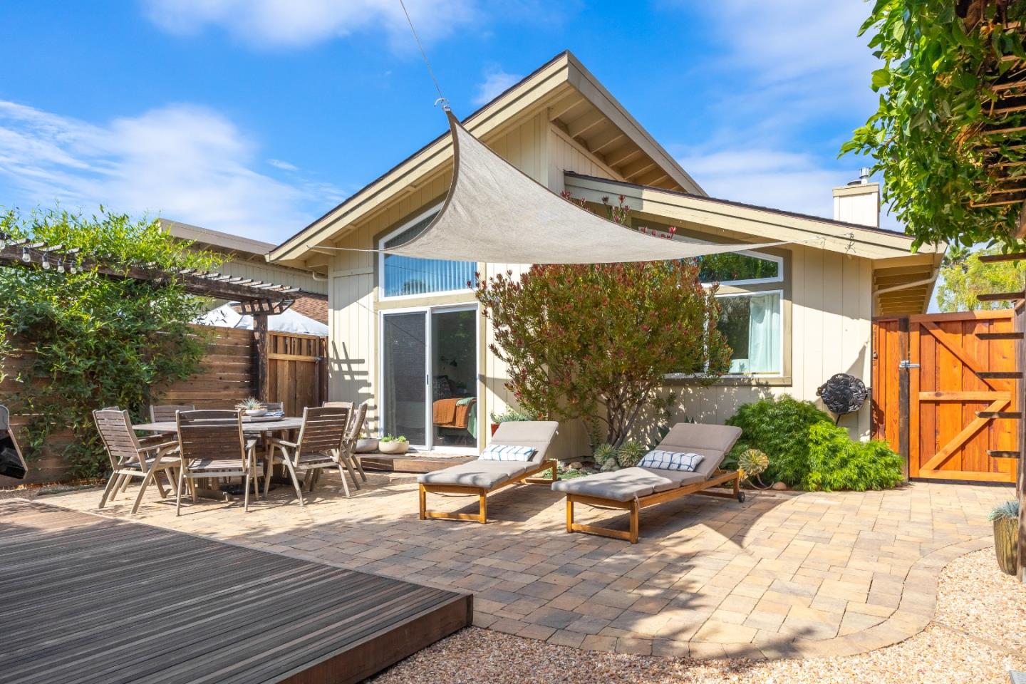 Detail Gallery Image 31 of 48 For 1203 Andrew Ln, Santa Cruz,  CA 95062 - 2 Beds | 2 Baths