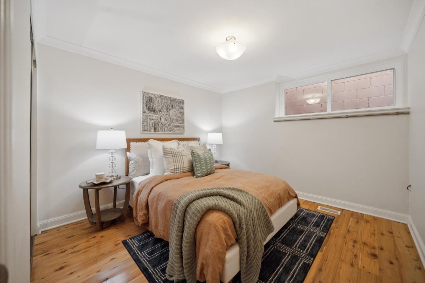 Detail Gallery Image 13 of 34 For 1519 Perez Dr, Pacifica,  CA 94044 - 3 Beds | 2/1 Baths