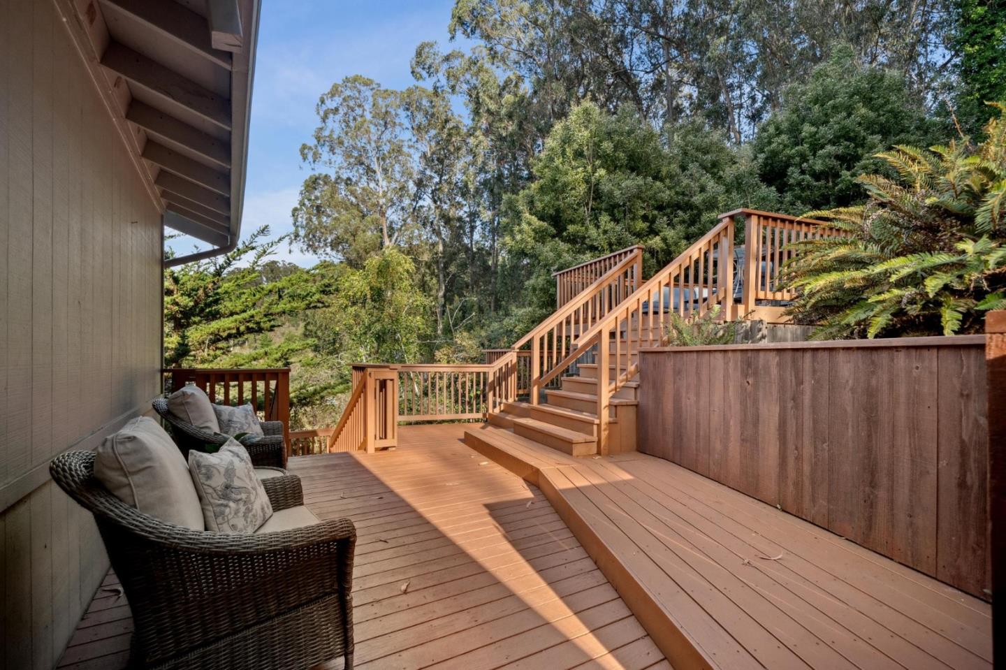 Detail Gallery Image 21 of 34 For 1519 Perez Dr, Pacifica,  CA 94044 - 3 Beds | 2/1 Baths