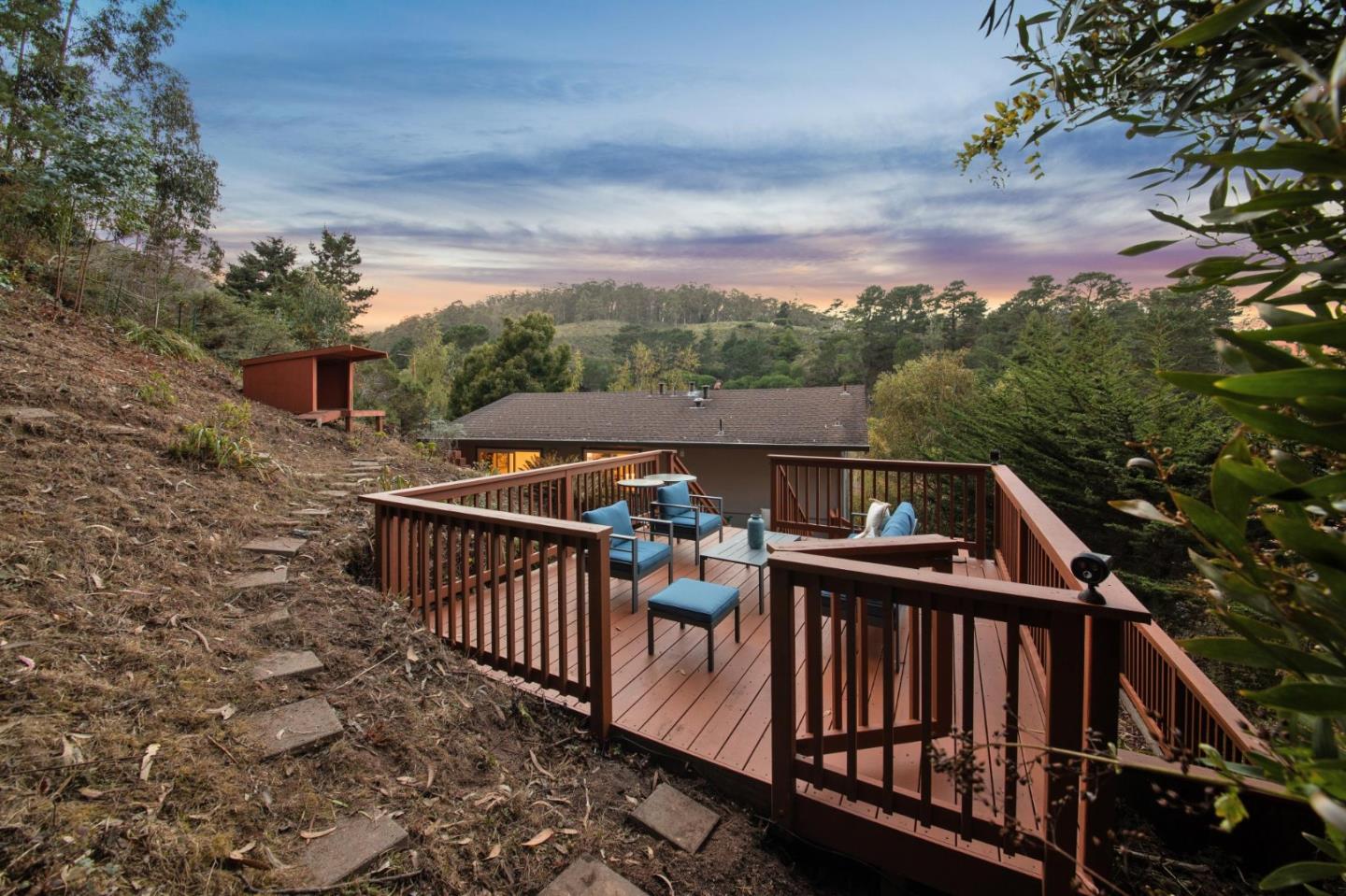 Detail Gallery Image 31 of 34 For 1519 Perez Dr, Pacifica,  CA 94044 - 3 Beds | 2/1 Baths