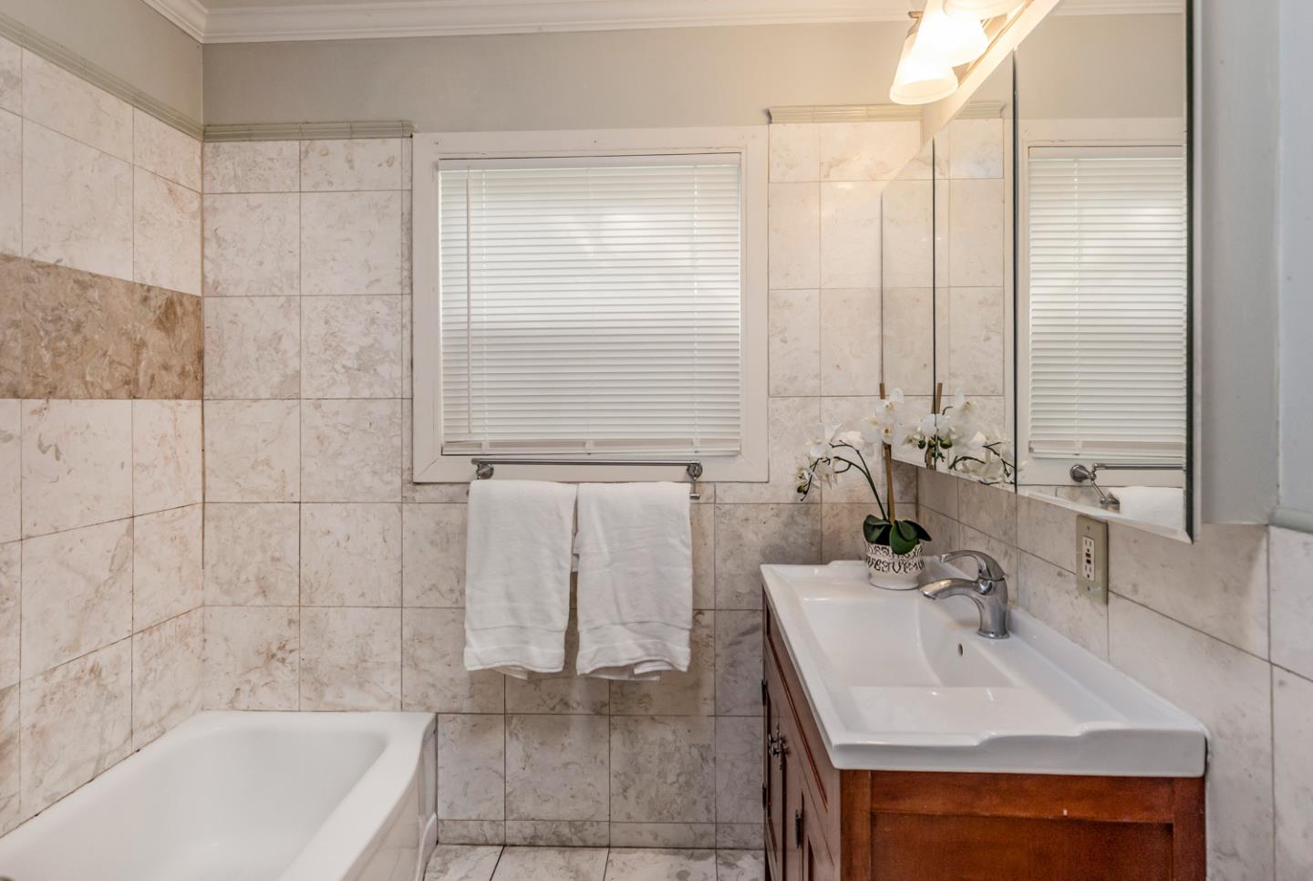 Detail Gallery Image 13 of 34 For 875 Emory Ave, Campbell,  CA 95008 - 4 Beds | 4 Baths