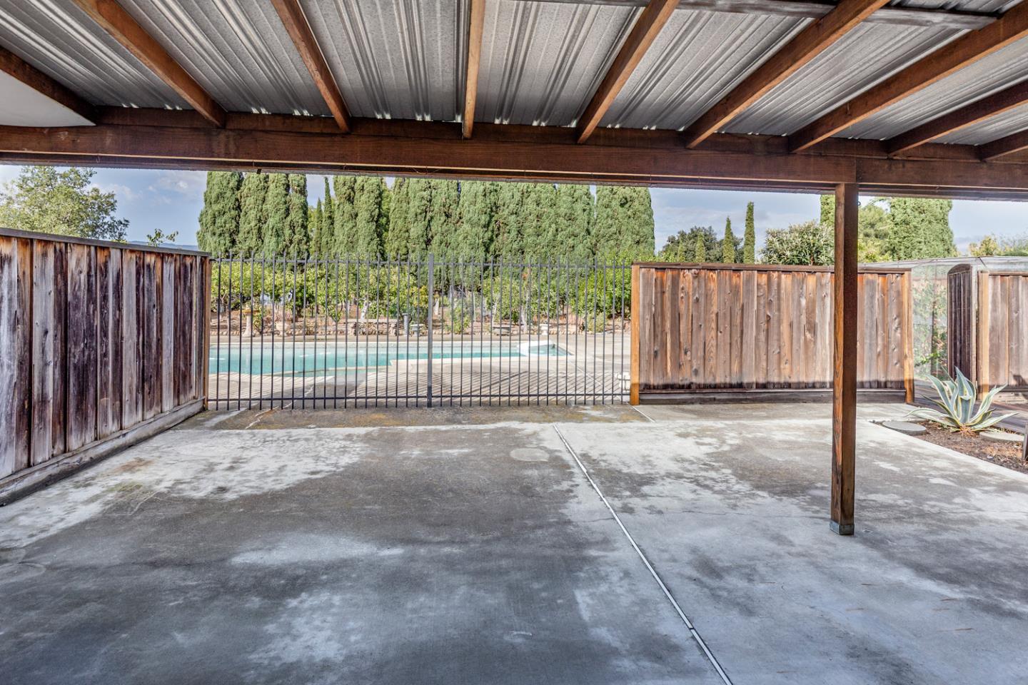 Detail Gallery Image 17 of 34 For 875 Emory Ave, Campbell,  CA 95008 - 4 Beds | 4 Baths
