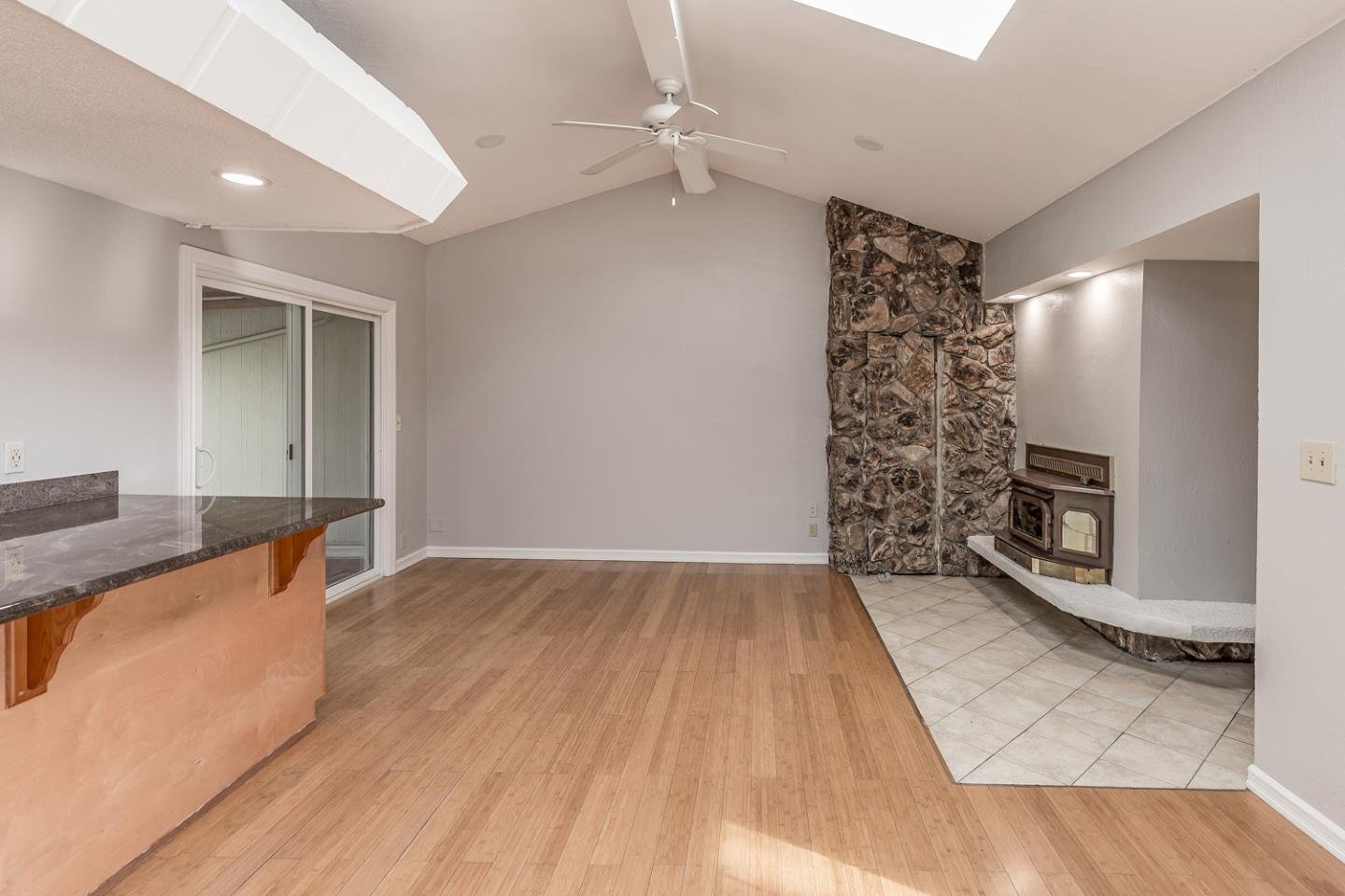 Detail Gallery Image 20 of 34 For 875 Emory Ave, Campbell,  CA 95008 - 4 Beds | 4 Baths