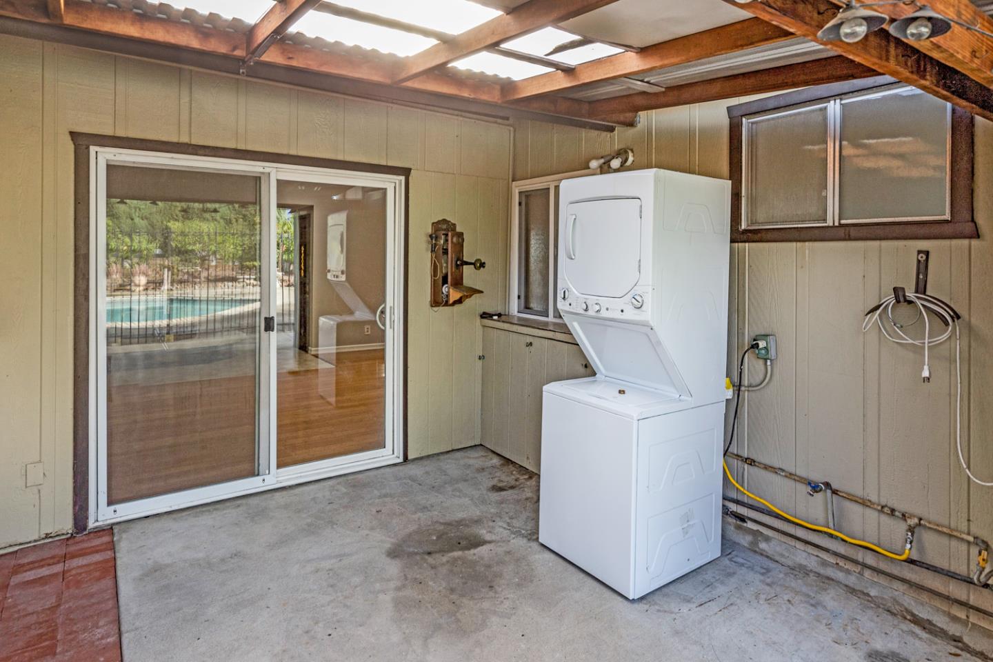 Detail Gallery Image 27 of 34 For 875 Emory Ave, Campbell,  CA 95008 - 4 Beds | 4 Baths