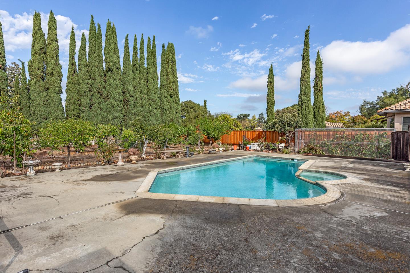 Detail Gallery Image 28 of 34 For 875 Emory Ave, Campbell,  CA 95008 - 4 Beds | 4 Baths