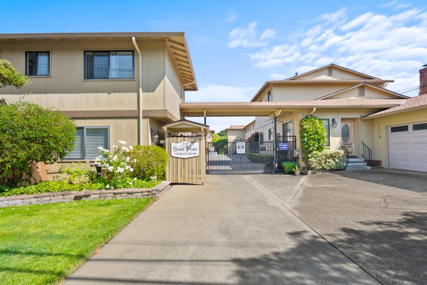 Detail Gallery Image 13 of 14 For 430 Grand Blvd #3,  San Mateo,  CA 94401 - 1 Beds | 1 Baths