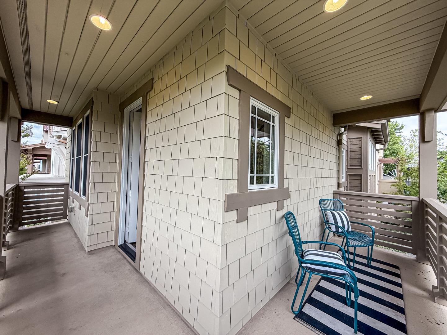 Detail Gallery Image 18 of 46 For 311 Geary Way, Mountain View,  CA 94041 - 4 Beds | 4 Baths