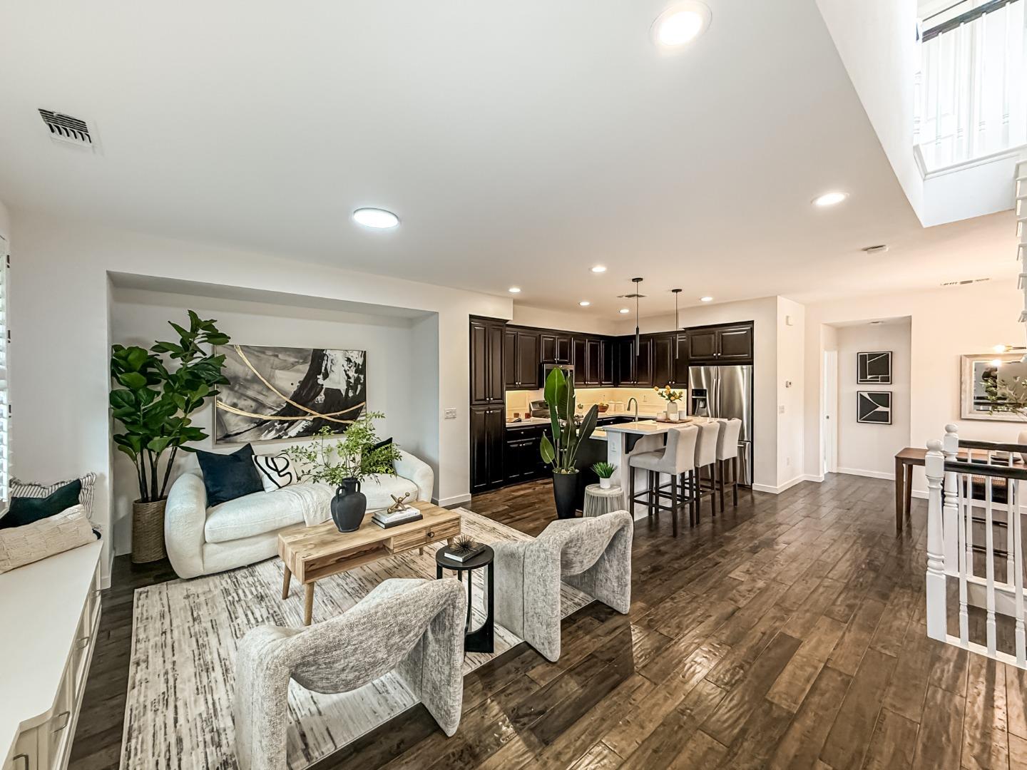 Detail Gallery Image 21 of 46 For 311 Geary Way, Mountain View,  CA 94041 - 4 Beds | 4 Baths