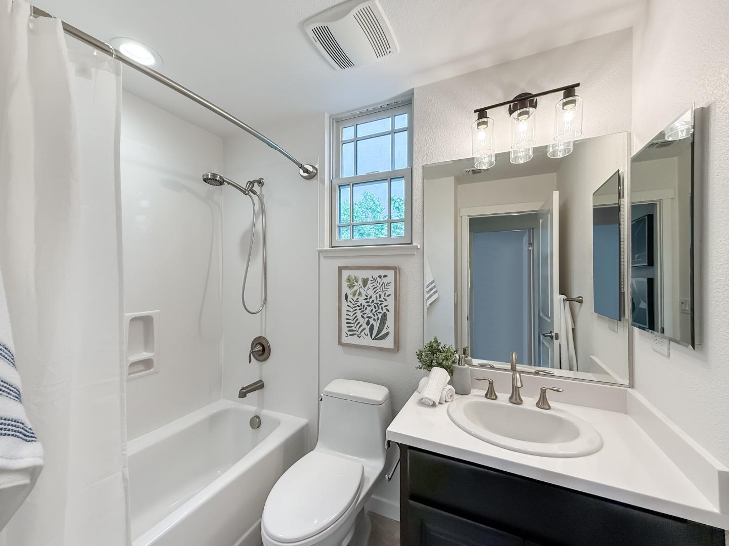 Detail Gallery Image 26 of 46 For 311 Geary Way, Mountain View,  CA 94041 - 4 Beds | 4 Baths