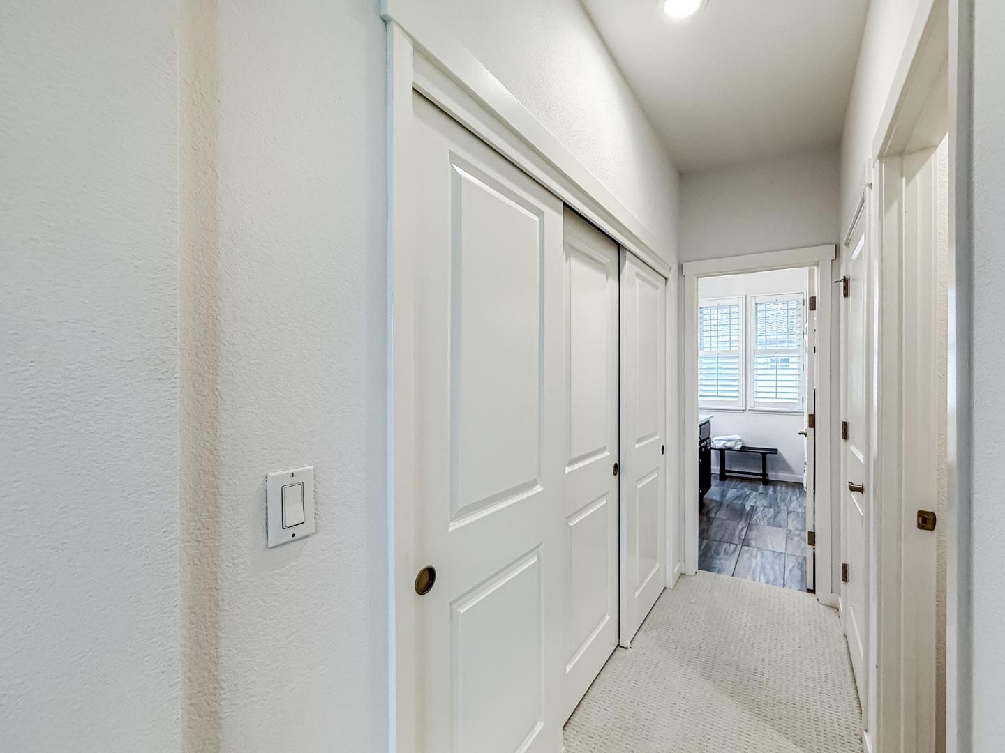 Detail Gallery Image 31 of 46 For 311 Geary Way, Mountain View,  CA 94041 - 4 Beds | 4 Baths