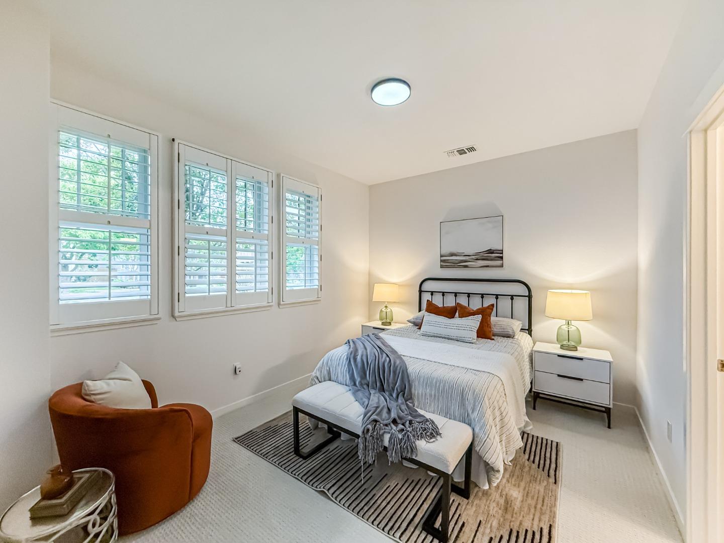 Detail Gallery Image 6 of 46 For 311 Geary Way, Mountain View,  CA 94041 - 4 Beds | 4 Baths