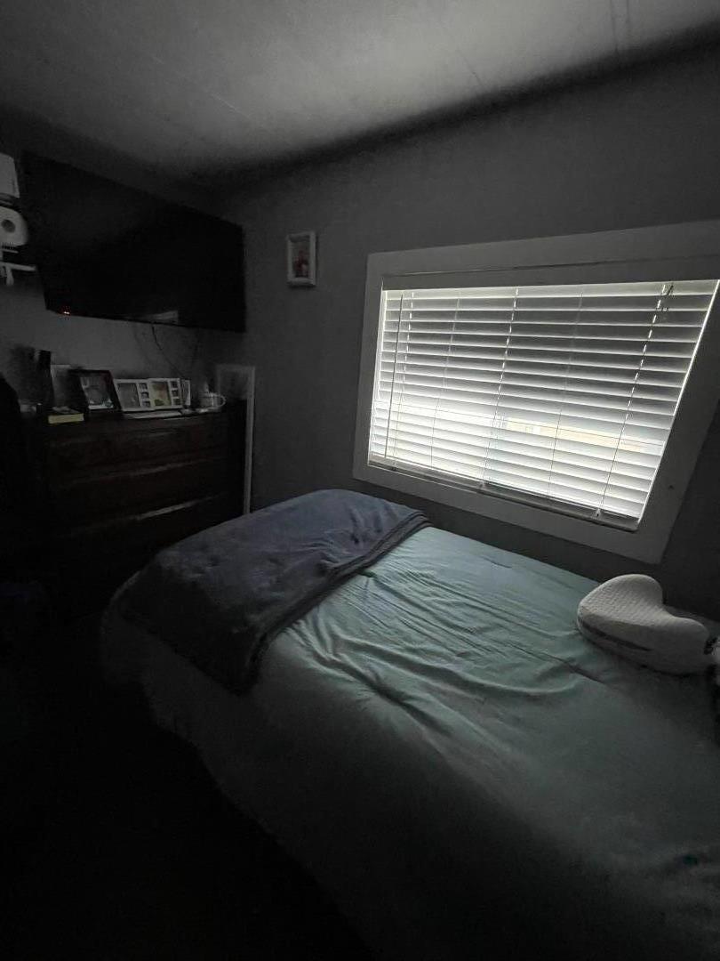 Detail Gallery Image 3 of 6 For 3499 E Bayshore Rd #13,  Redwood City,  CA 94063 - 2 Beds | 1 Baths