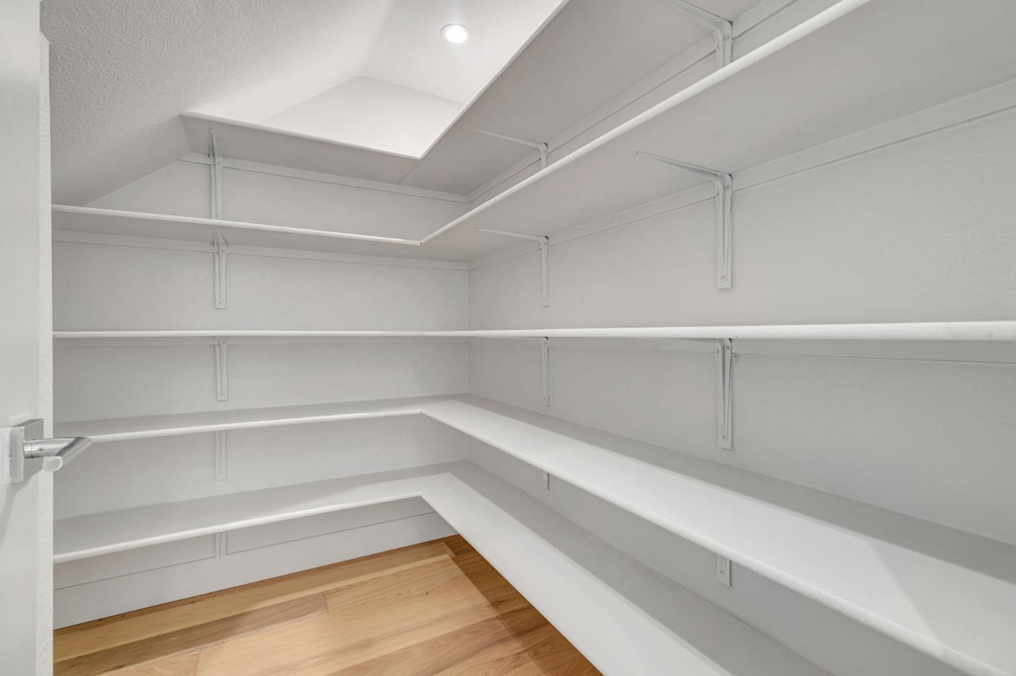 Detail Gallery Image 15 of 42 For 2871 Josephine Ln, Palo Alto,  CA 94303 - 3 Beds | 3 Baths