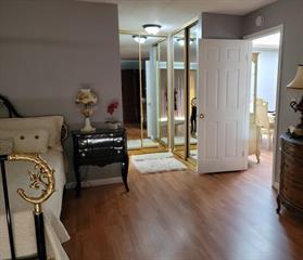 Detail Gallery Image 6 of 10 For 375 S Millpond Dr #375,  San Jose,  CA 95125 - 2 Beds | 2 Baths