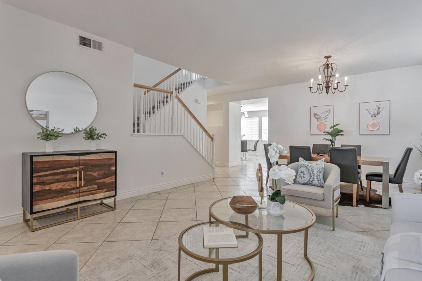 Detail Gallery Image 2 of 53 For 1048 Stillspring Dr, Vacaville,  CA 95687 - 5 Beds | 3 Baths