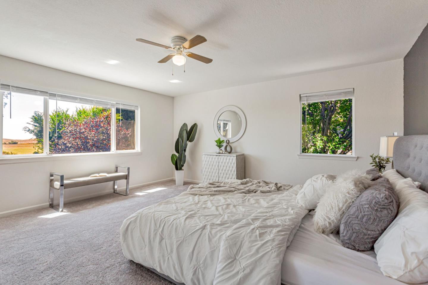 Detail Gallery Image 31 of 53 For 1048 Stillspring Dr, Vacaville,  CA 95687 - 5 Beds | 3 Baths