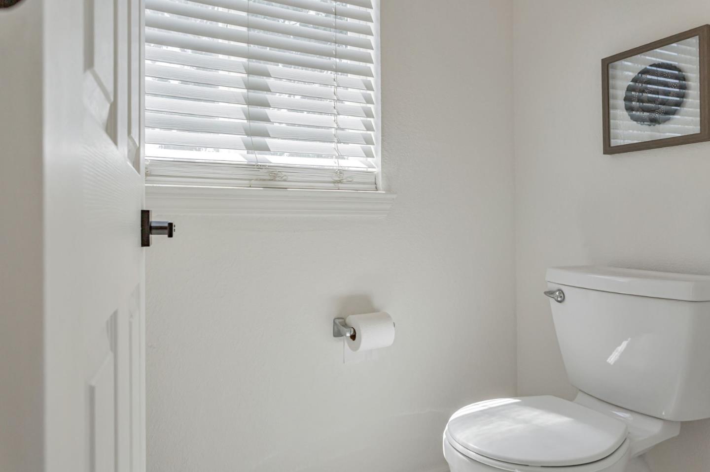 Detail Gallery Image 36 of 53 For 1048 Stillspring Dr, Vacaville,  CA 95687 - 5 Beds | 3 Baths