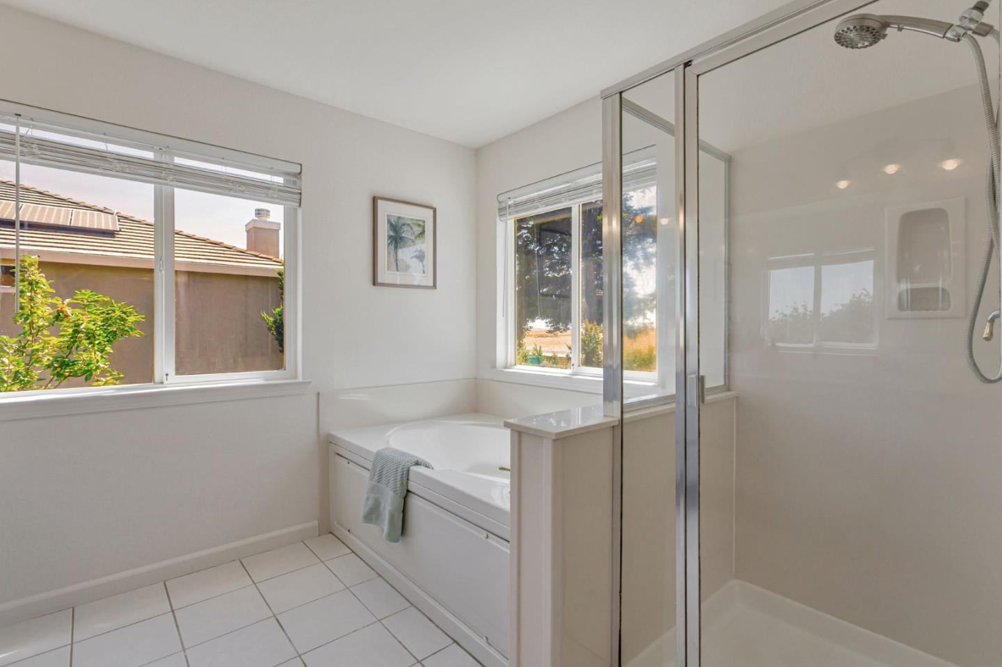 Detail Gallery Image 37 of 53 For 1048 Stillspring Dr, Vacaville,  CA 95687 - 5 Beds | 3 Baths