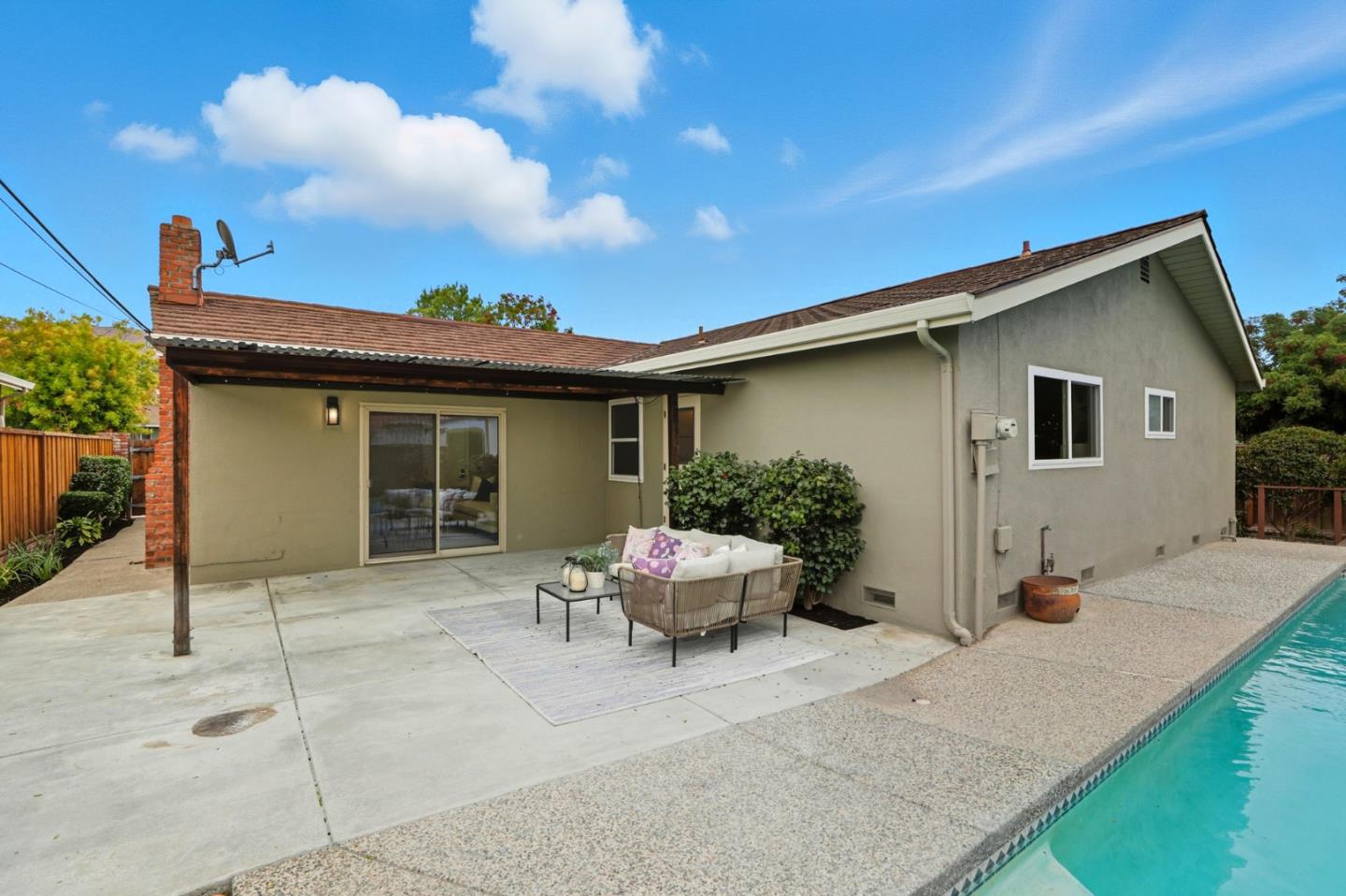 Detail Gallery Image 35 of 42 For 1103 Somerset Dr, San Jose,  CA 95132 - 4 Beds | 2 Baths