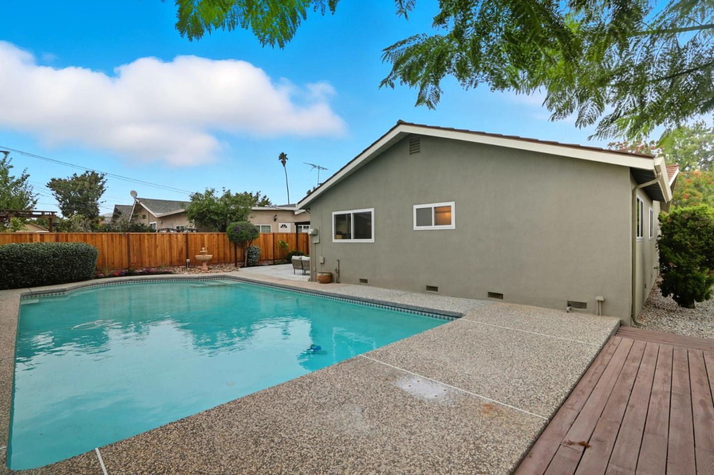 Detail Gallery Image 37 of 42 For 1103 Somerset Dr, San Jose,  CA 95132 - 4 Beds | 2 Baths