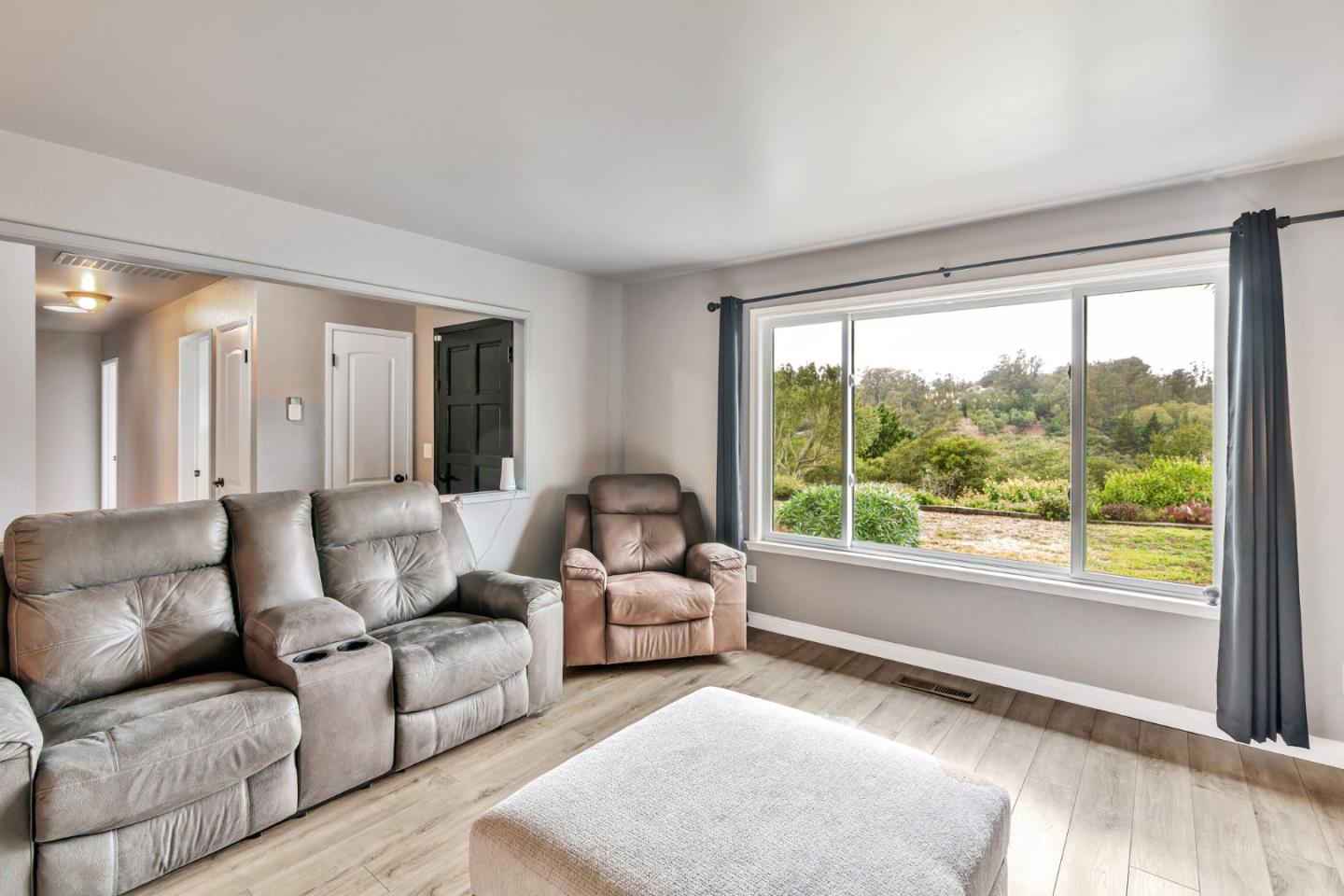 Detail Gallery Image 10 of 32 For 7561 Chester Dr, Salinas,  CA 93907 - 3 Beds | 2 Baths