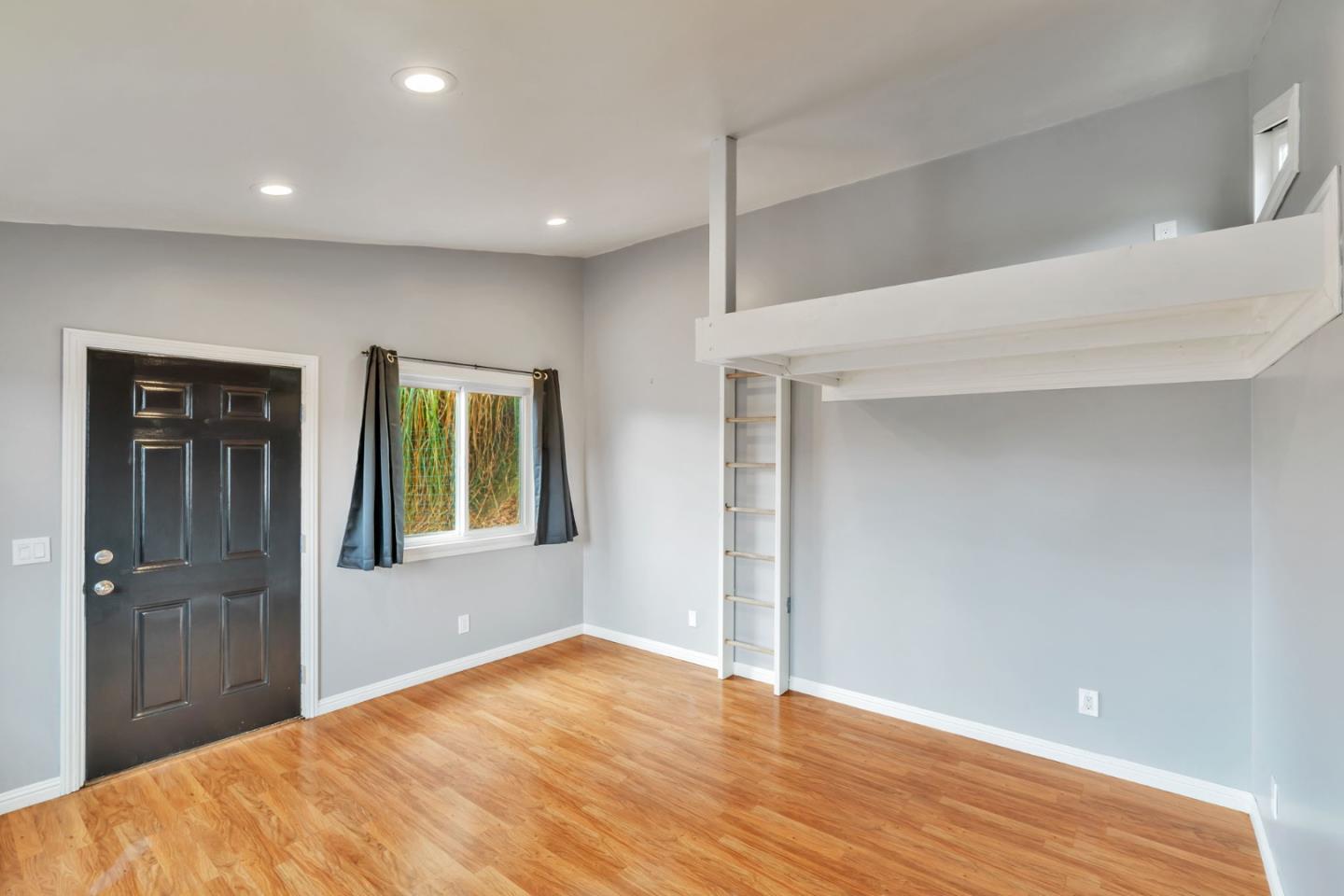 Detail Gallery Image 22 of 32 For 7561 Chester Dr, Salinas,  CA 93907 - 3 Beds | 2 Baths