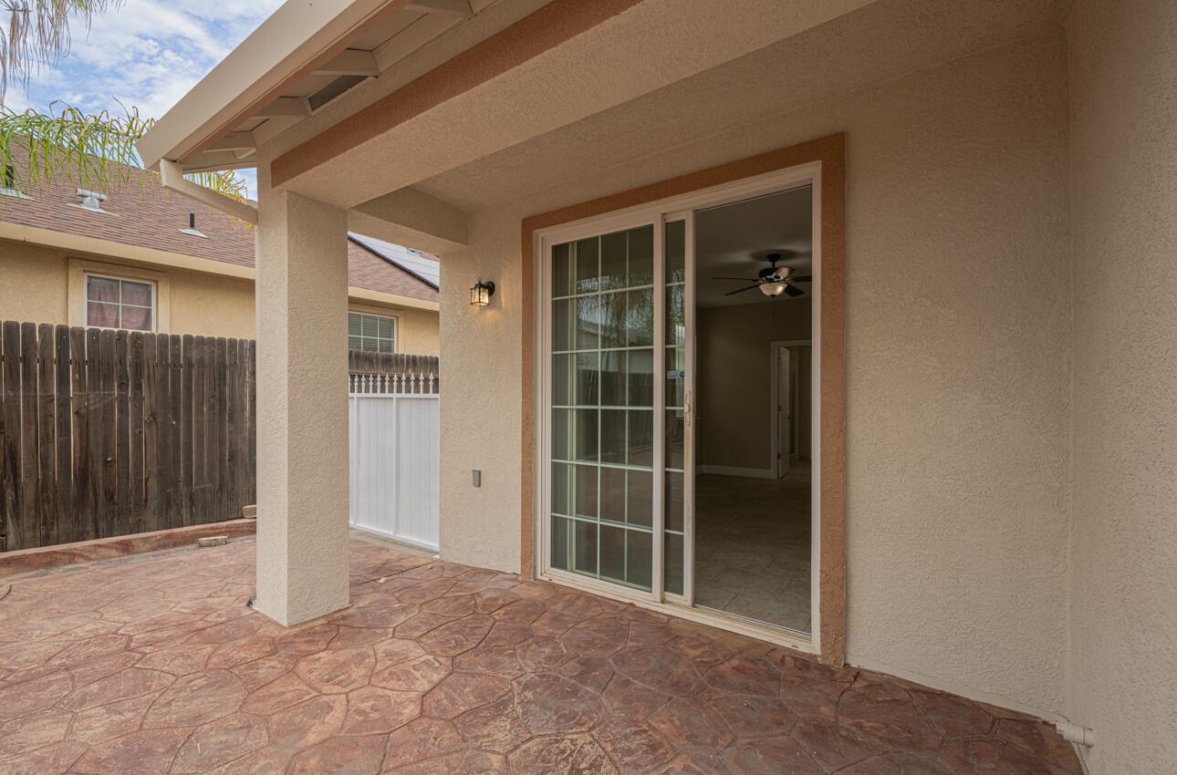 Detail Gallery Image 23 of 41 For 1592 Lacreta Ave, Madera,  CA 93638 - 4 Beds | 2 Baths