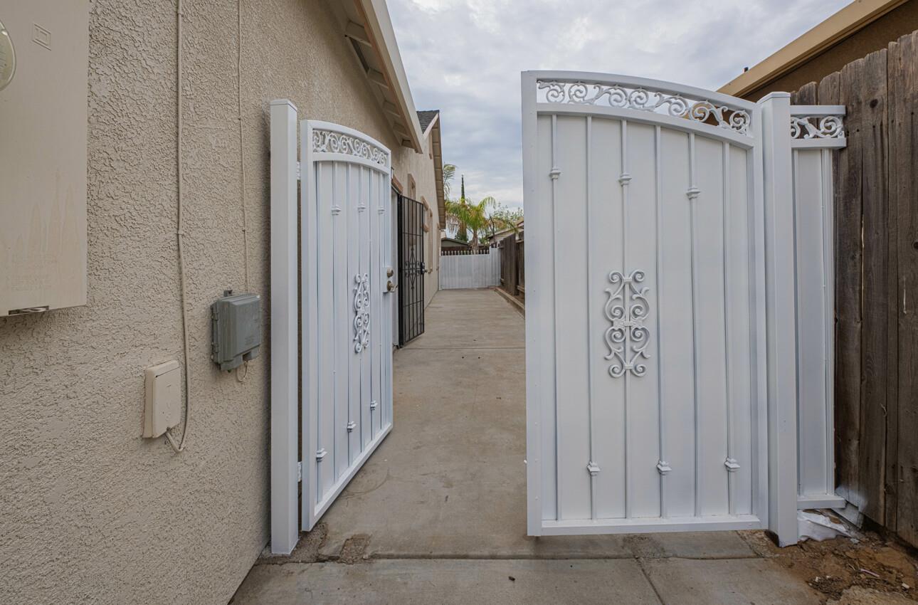 Detail Gallery Image 32 of 41 For 1592 Lacreta Ave, Madera,  CA 93638 - 4 Beds | 2 Baths