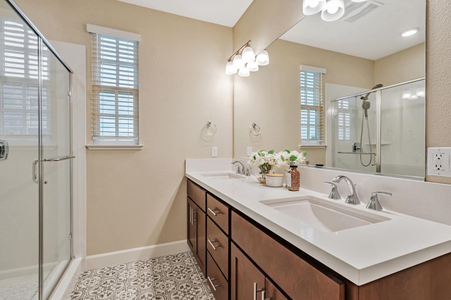 Detail Gallery Image 11 of 19 For 105 Gaia Ter, Sunnyvale,  CA 94089 - 3 Beds | 2/1 Baths