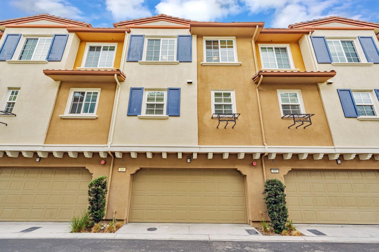 Detail Gallery Image 16 of 19 For 105 Gaia Ter, Sunnyvale,  CA 94089 - 3 Beds | 2/1 Baths