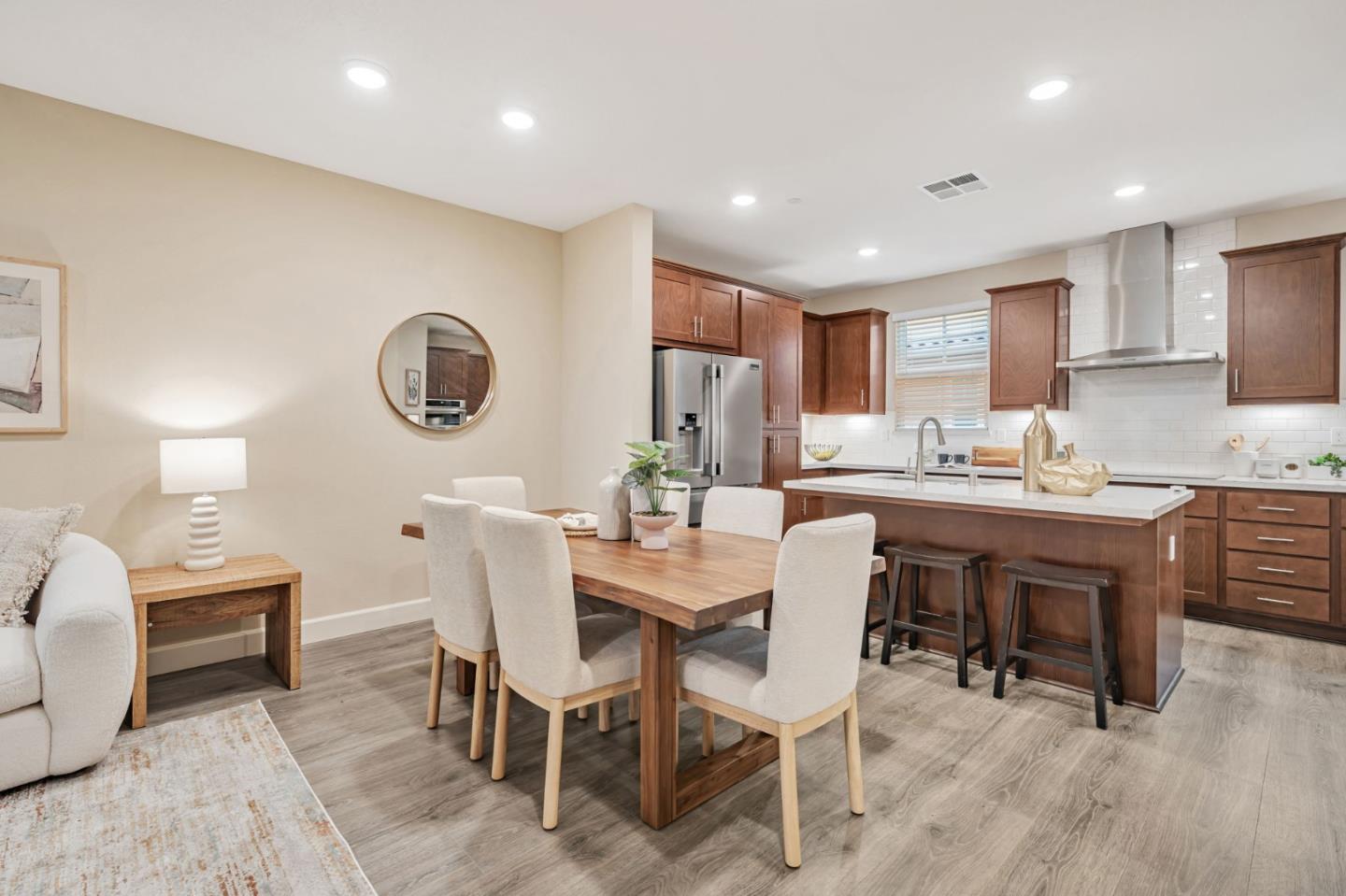 Detail Gallery Image 5 of 19 For 105 Gaia Ter, Sunnyvale,  CA 94089 - 3 Beds | 2/1 Baths