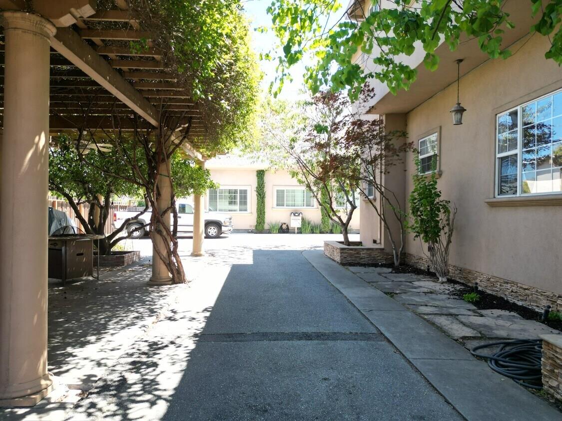 Detail Gallery Image 34 of 53 For 58 E 39th Ave, San Mateo,  CA 94403 - – Beds | – Baths