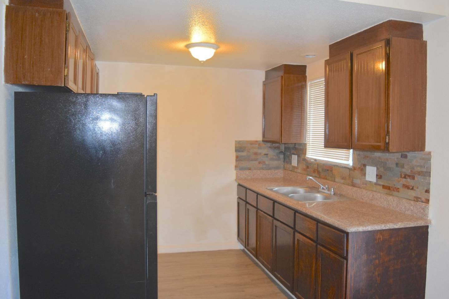 Detail Gallery Image 7 of 16 For 722 E Swain Rd, Stockton,  CA 95207 - – Beds | – Baths