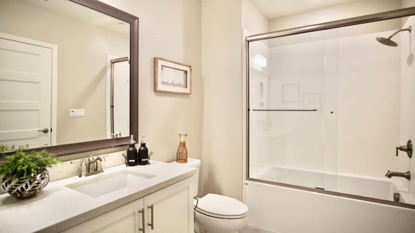 Detail Gallery Image 15 of 27 For 338 Llano De Los Robles Ave #3,  San Jose,  CA 95136 - 2 Beds | 2 Baths