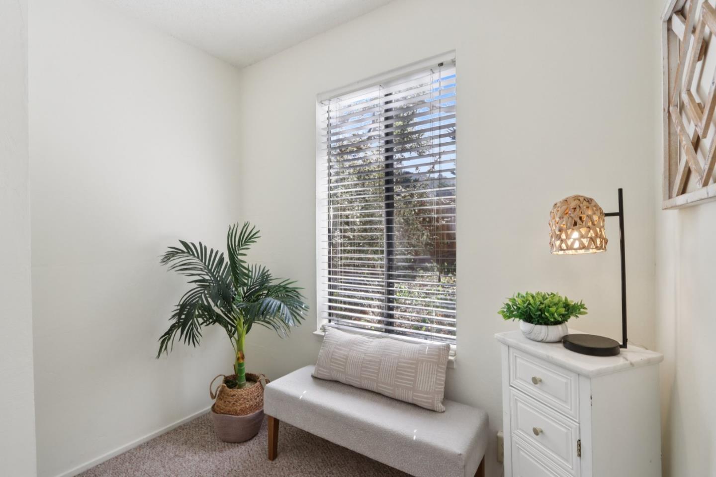 Detail Gallery Image 15 of 27 For 4205 Golden Oaks Ln, Monterey,  CA 93940 - 1 Beds | 1 Baths