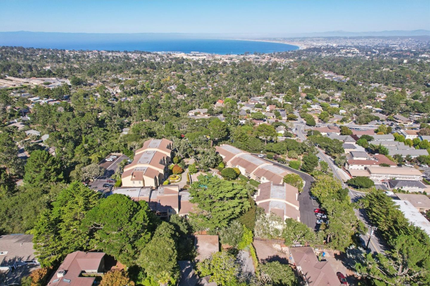 Detail Gallery Image 21 of 27 For 4205 Golden Oaks Ln, Monterey,  CA 93940 - 1 Beds | 1 Baths