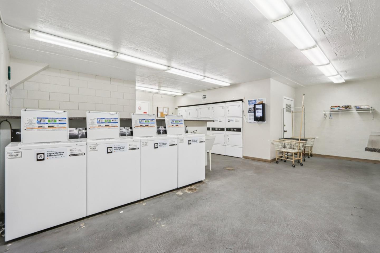 Detail Gallery Image 23 of 27 For 4205 Golden Oaks Ln, Monterey,  CA 93940 - 1 Beds | 1 Baths