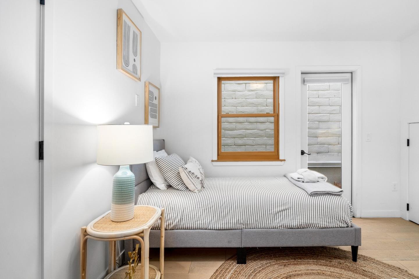 Detail Gallery Image 20 of 46 For 208 Capitola Ave, Capitola,  CA 95010 - 3 Beds | 3/3 Baths