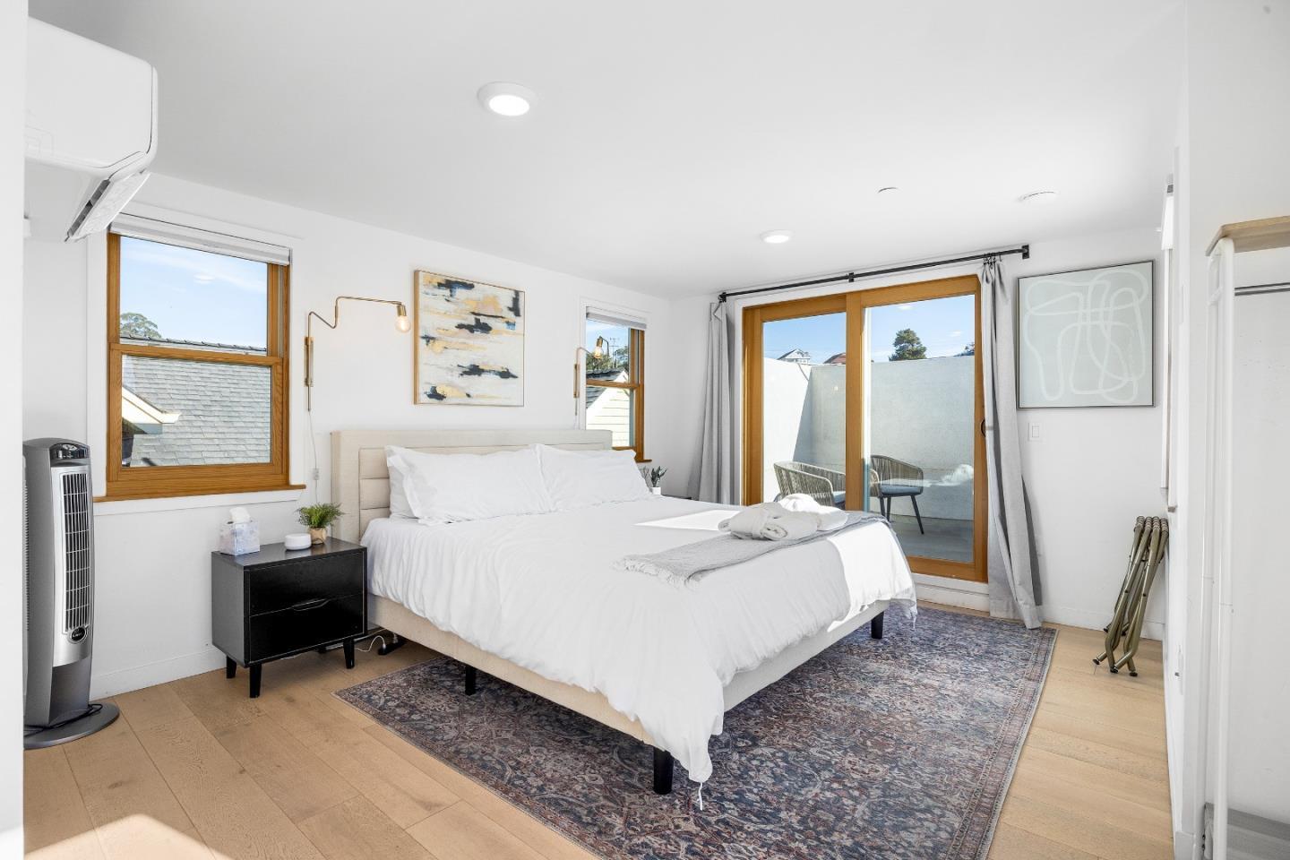 Detail Gallery Image 34 of 46 For 208 Capitola Ave, Capitola,  CA 95010 - 3 Beds | 3/3 Baths