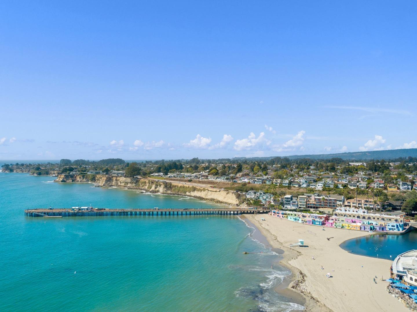 Detail Gallery Image 46 of 46 For 208 Capitola Ave, Capitola,  CA 95010 - 3 Beds | 3/3 Baths